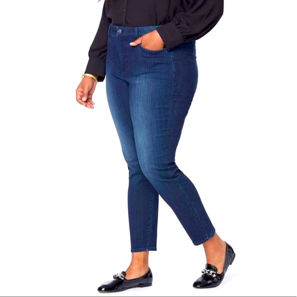 NYDJ Denim - NYDJ Ami Skinny Jeans In Harmony Blue Crop Capri Dark size 18 Lift and Tuck
